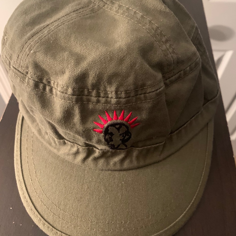 Broadway Evita camp cap Velcro strap back